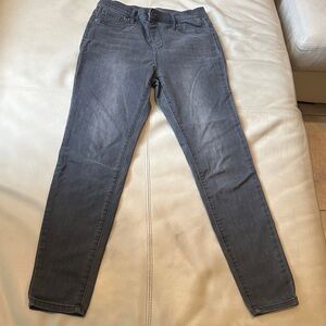 Soho Women's Gray Skinny Jeans